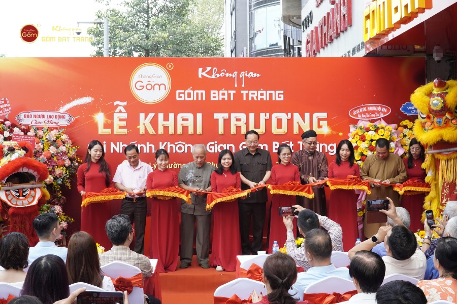 Cửa Hàng Không Gian Gốm Bát Tràng Quận 10 - 322 Lý Thường Kiệt