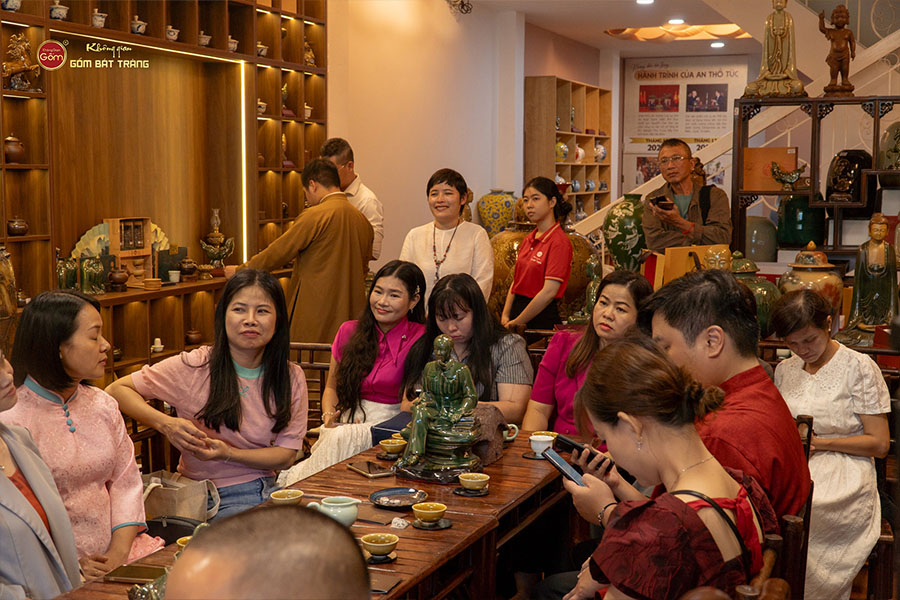 Talkshow Văn Hóa Trà Việt: Hành Trình Di Sản Cùng Nghệ Nhân Nguyễn Cao Sơn Và Nhà Nghiên Cứu Trịnh Quang Dũng